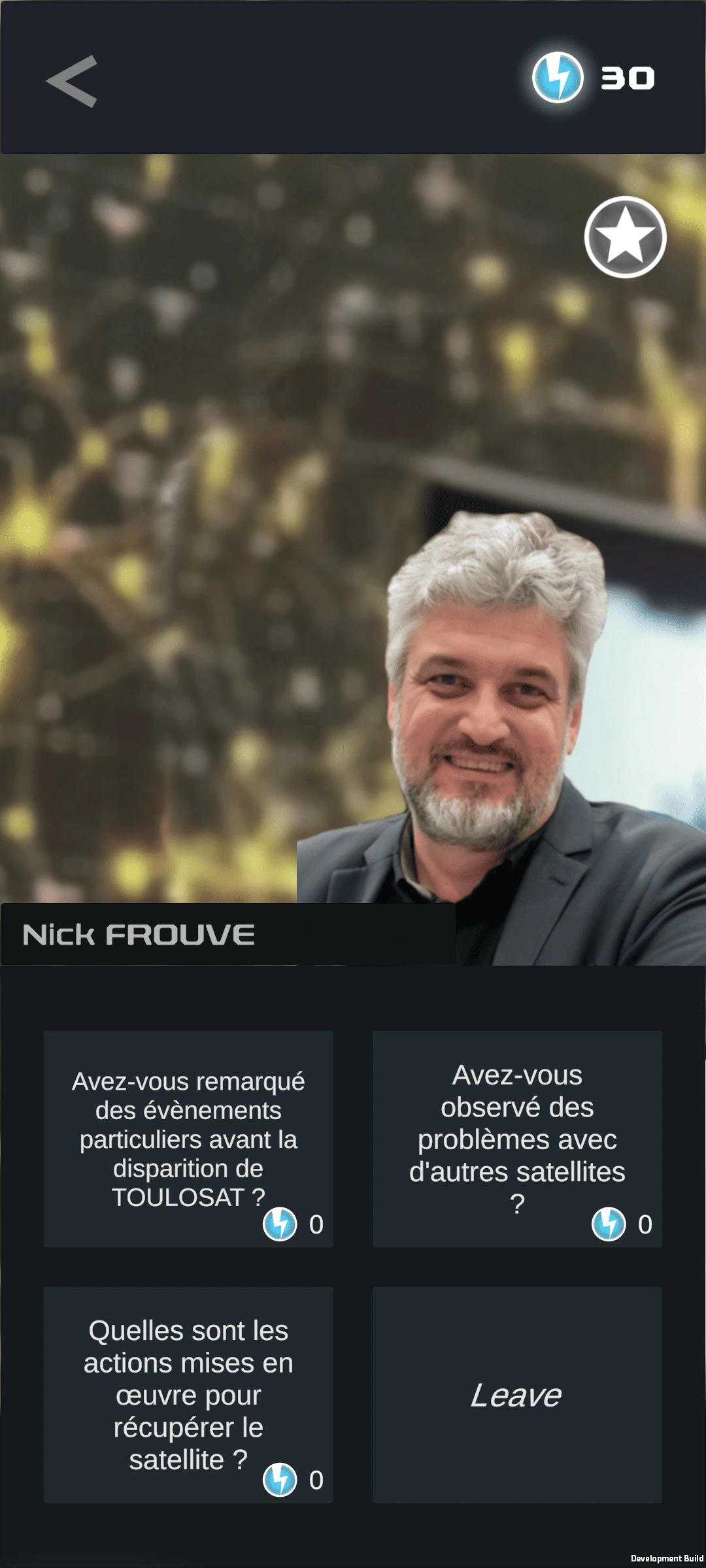 Space-Sherlock-IU-Question-Personnage